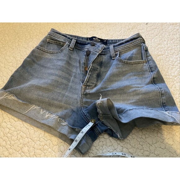 Hollister, Curvy, Ultra High-Rise, Button-fly, Mom Shorts, 3”, Size: 5-W27 - Picture 6 of 6